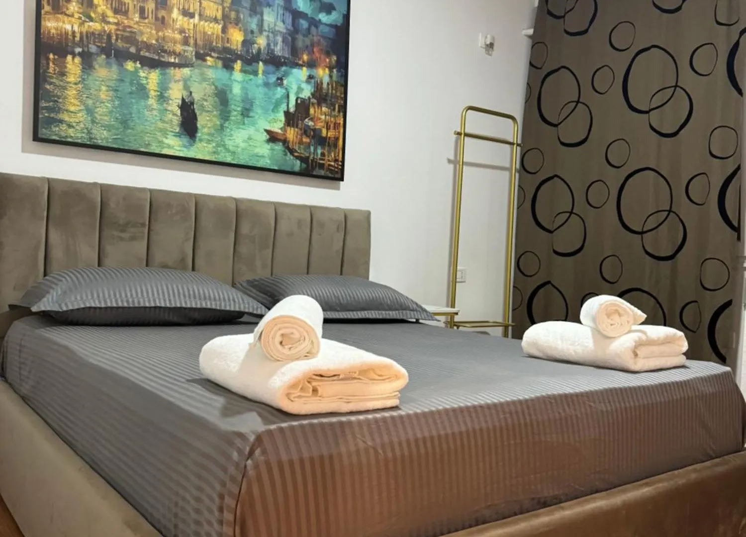 Your Cozy Apartment In Tirana 0*,  Albanien