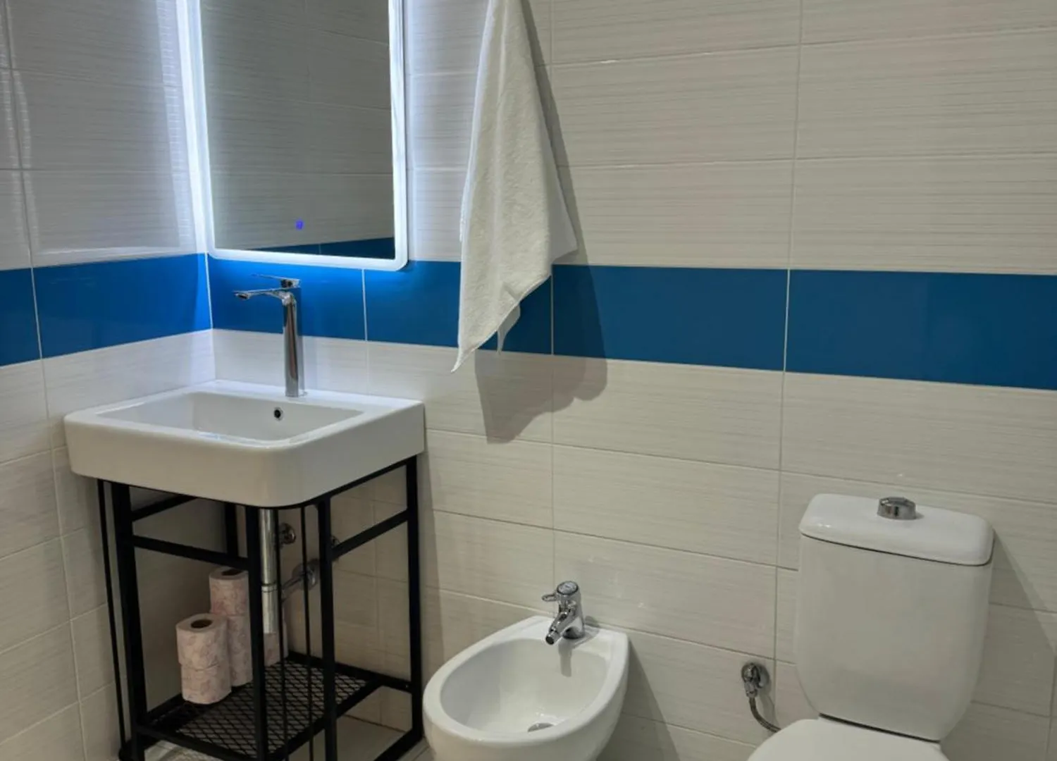Your Cozy Apartment In Tirana 0*,  Albania